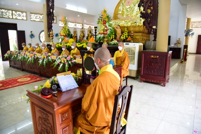 Lễ truyền giới Sa di Phương Trượng